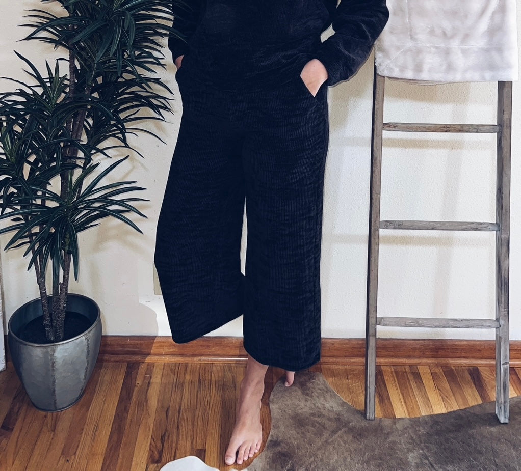 Chenille Cropped Wide Pants